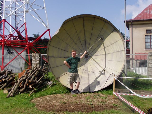 ant_parabola_i_SP6QKO.jpg
